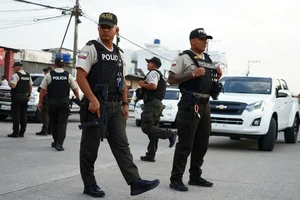 Sốc: Vợ chồng cầu thủ của CLB Barcelona SC bị bắn chết