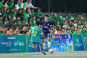 HLV Louis Nguyễn 'mát tay' và ngôi vua ngoạn mục của CTG Bình Định