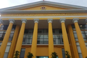  TAND sơ thẩm khu vực