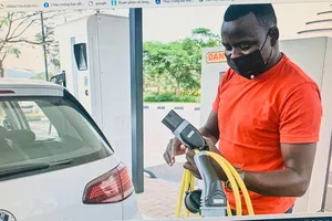 Khi mua xe ô tô điện đã qua sử dụng bạn cần lưu những gì