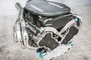 Động cơ Honda V10 F1 Engine được bán đấu giá với hơn 24.000 USD