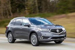 8 xe SUV hybrid hạng sang đã qua sử dụng tốt nhất dưới 700 triệu đồng