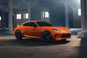 Top 7 mẫu xe Toyota nhiều công nghệ giá dưới 700 triệu đồng