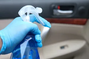 Muốn giữ nội thất ô tô luôn mới, bạn cần biết những mẹo hay này