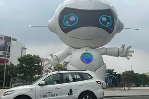 Robot khổng lồ tại TP Thủ Đức, điểm check in mới của giới trẻ