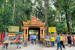 Độc đáo chùa Dơi ở Sóc Trăng