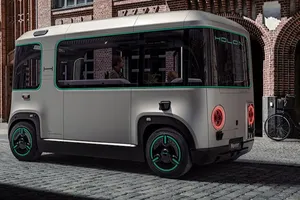 Lộ diện xe buýt điện tự lái với công nghệ cấp độ 4