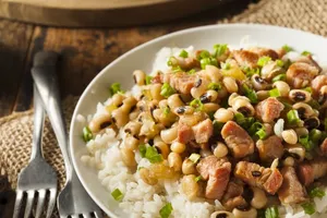 Khám phá truyền thống ẩm thực năm mới trên khắp thế giới