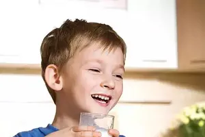 Trẻ em nên tránh uống sữa với những sự kết hợp trái cây này