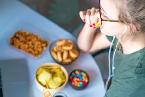 Ăn những loại thực phẩm này giúp giảm căng thẳng lo lắng