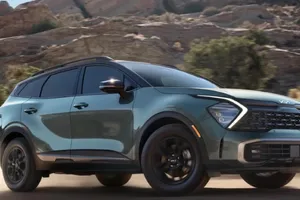 3 SUV cỡ nhỏ năm 2023 đáng để mua giá dưới 640 triệu đồng