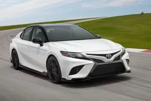 Khám phá mẫu xe gia đình đã qua sử dụng với hiệu suất thể thao bất ngờ