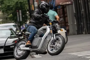 Khám phá những chiếc mô tô điện tốt nhất năm 2023