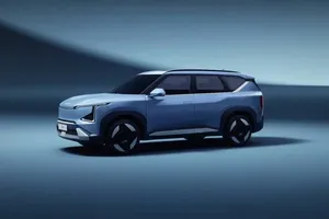 Kia EV5 Crossover cỡ nhỏ chạy điện lộ diện khiến nhiều người mê mẩn