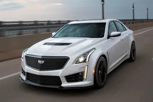 Top những chiếc xe sang trọng đã qua sử dụng giá dưới 720 triệu đồng