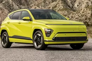 Hyundai và Kia bất ngờ giảm giá xe ô tô điện 