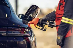 Nhiên liệu điện tử có thể gây ô nhiễm gấp 5 lần so với xe điện