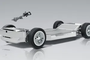 Trung Quốc phát triển thành công khung gầm ván trượt cho ô tô điện và nâng phạm vi lên 1.000 km