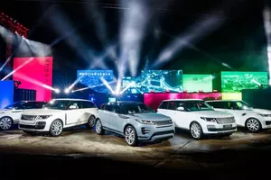 Toyota, JLR, Nissan đã đề nghị Chính phủ Anh nới lỏng các quy định về xe điện