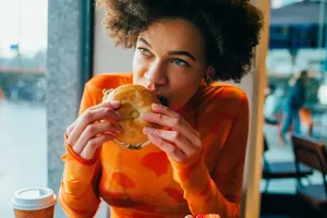 Đây là dấu hiệu cảnh báo bạn không ăn đủ chất đạm