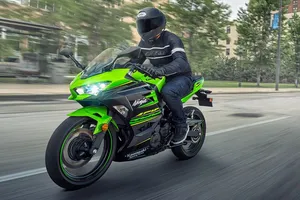 Top xe mô tô rẻ nhất bạn có thể mua vào năm 2024