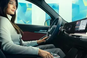 Người lái xe BMW sẽ sớm có thể chuyển làn đường bằng cách kích hoạt mắt