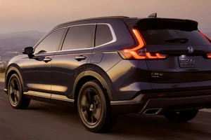 2 mẫu SUV được đánh giá tốt hơn Toyota RAV4 2024