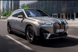 Những dòng xe SUV chạy điện nhanh nhất thế giới