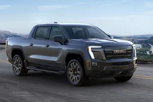 Xe bán tải điện và hybrid cần chú ý vào năm 2024