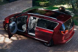 10 đợt thu hồi xe lớn nhất làm rung chuyển ngành công nghiệp ô tô