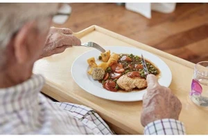 Chế độ ăn dựa trên thực vật có lợi cho người cao tuổi không?