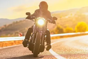 Ưu và nhược điểm của việc sử dụng xe máy nhất là trong mùa nóng