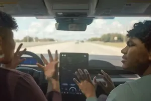 Canada bất ngờ cấm xe ô tô có công nghệ tự lái