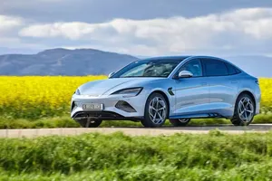 Trung Quốc dẫn đầu về mua xe điện nhiều nhất trên thế giới