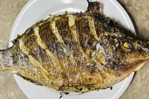 Ăn hải sản quá nhiều, chuyện gì xảy ra với sức khỏe?