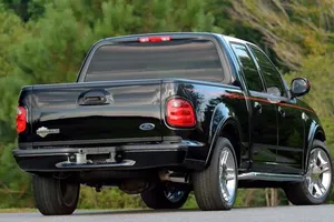 Điểm danh 5 mẫu xe bán tải Ford phiên bản đặc biệt từng sản xuất