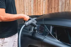 Pin xe điện mới tăng phạm vi hoạt động 192 km trong 4 phút sạc