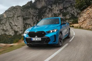 Những chiếc SUV cỡ trung có khả năng kéo mạnh nhất năm 2024