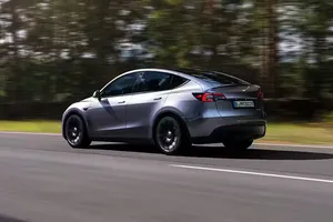 Top 5 nhà sản xuất ô tô có doanh số bán xe điện cao nhất