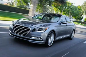 Những dòng ô tô cũ cho gia đình với công suất mạnh, giá cả phải chăng