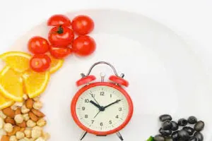 Nhịn ăn gián đoạn có thể giúp giảm đường huyết và Cholesterol cao