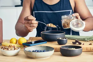 Chất dinh dưỡng đa lượng hỗ trợ tăng cơ bắp cho nam giới