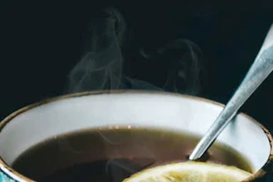 Uống trà đen mỗi ngày: lợi ích bất ngờ cho sức khỏe