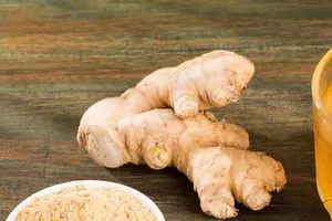 5 lợi ích sức khỏe đáng kinh ngạc của nước bột gừng khô
