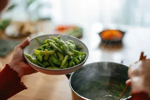 Du lịch Tết: Đừng quên thực phẩm giàu chất điện giải