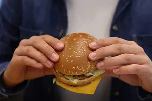 3 mẹo đơn giản kiểm soát đường huyết sau bữa ăn