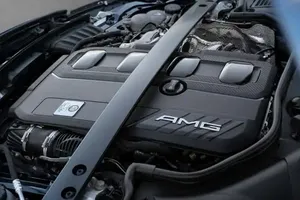 Mercedes "Điều chỉnh lộ trình" để kéo dài tuổi thọ động cơ đốt trong