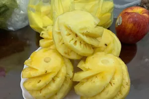 5 lợi ích bất ngờ cho sức khỏe khi ăn dứa thường xuyên