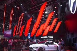 Các hãng xe sang chật vật vì thuế Trung Quốc