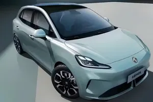 Trung Quốc sản xuất xe điện pin bán thể rắn giá "rẻ như cho"